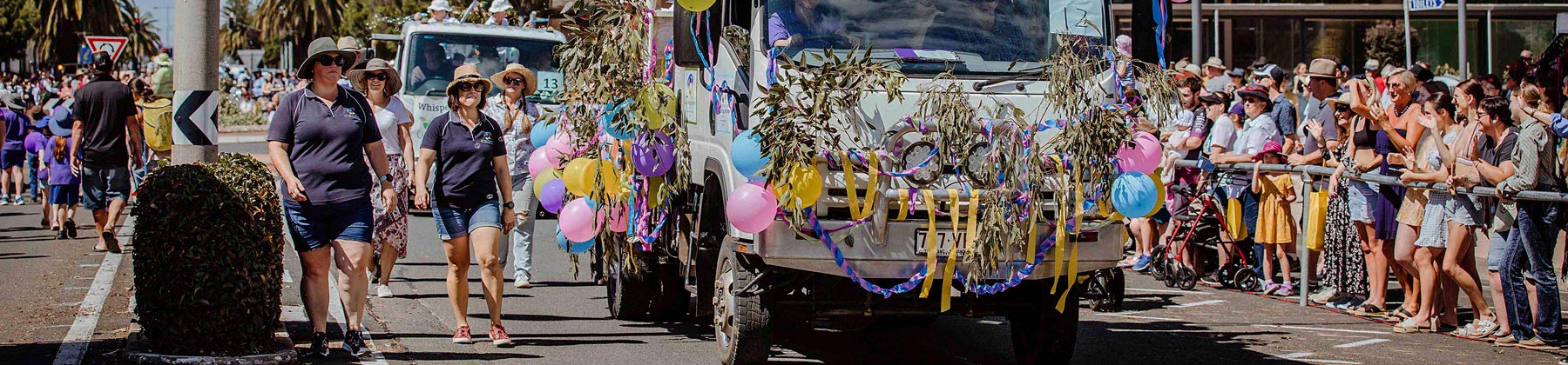 Picture contains a photograph of the Warwick Rodeo Street Parade