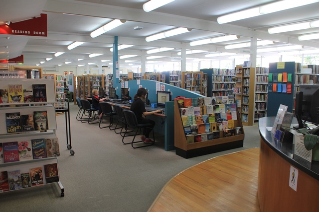 Warwick library inside