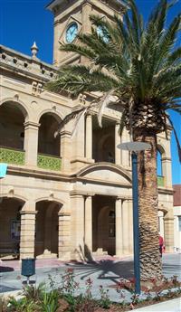 Warwick Town Hall front